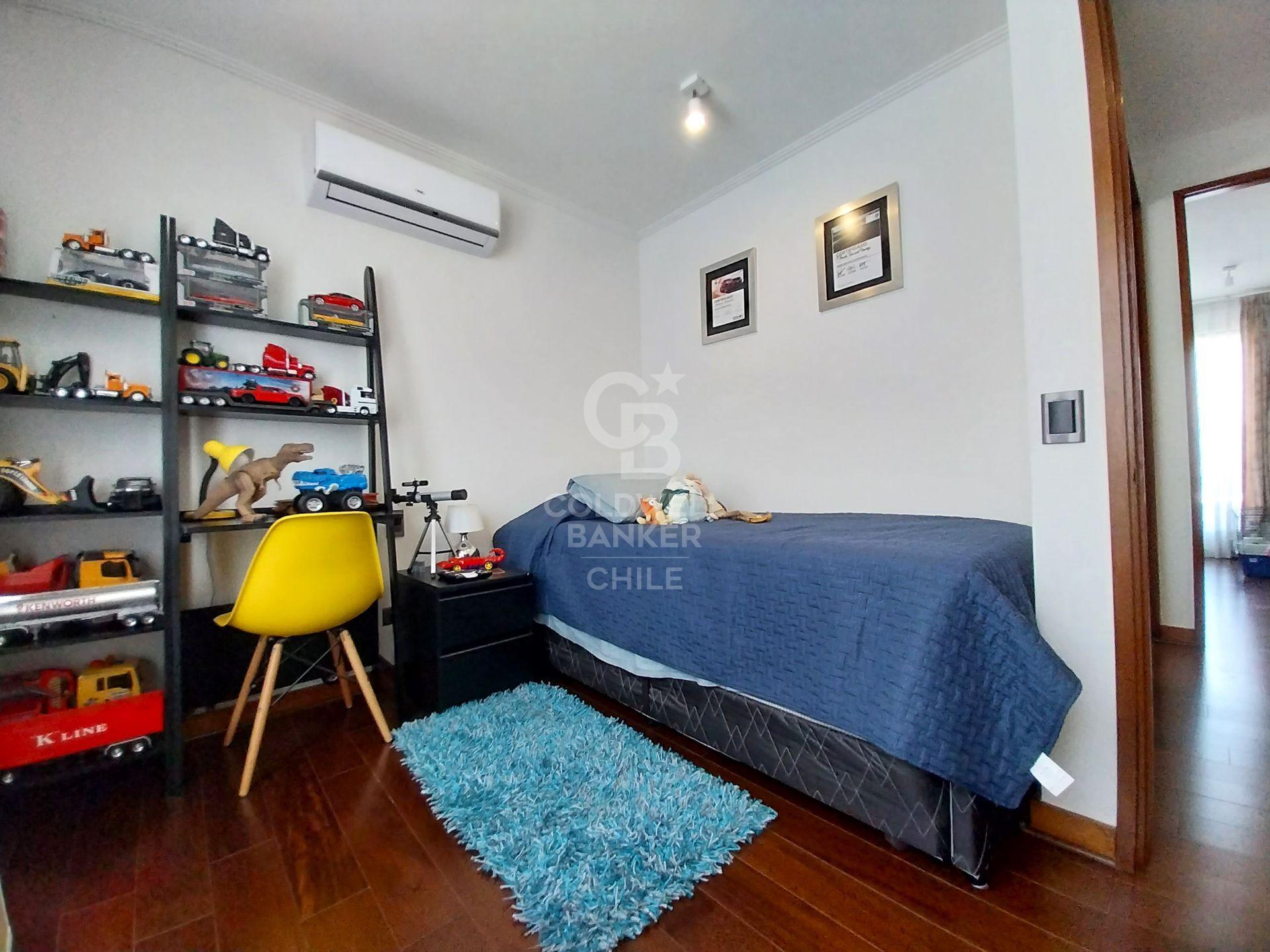 Lo Barnechea, Chile, 5 Bedrooms Bedrooms, ,5 BathroomsBathrooms,Residential,For Sale,1883706
