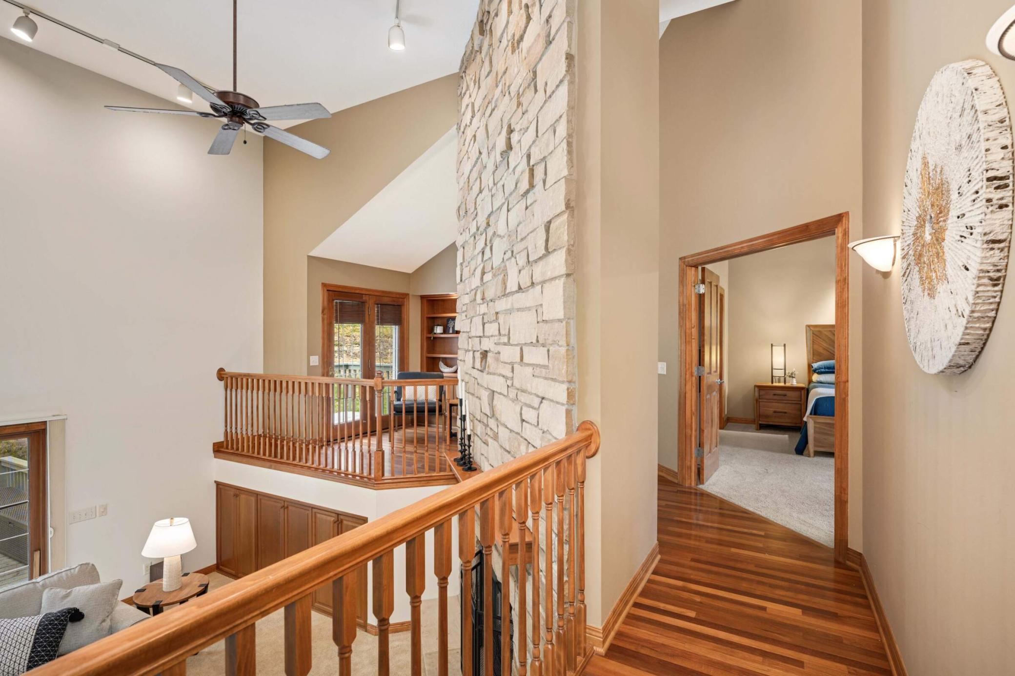 Woodbury, Minnesota, 55129, United States, 5 Bedrooms Bedrooms, ,5 BathroomsBathrooms,Residential,For Sale,1989522