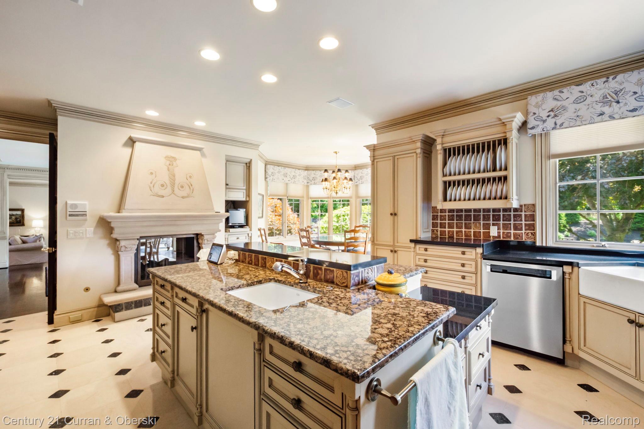 Northville, Michigan, 48168, United States, 5 Bedrooms Bedrooms, ,6 BathroomsBathrooms,Residential,For Sale,2023704