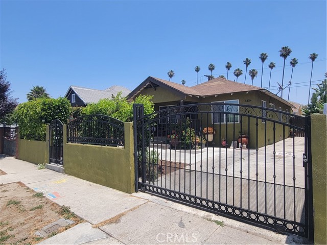 Los Angeles, California, 90011, United States, 3 Bedrooms Bedrooms, ,1 BathroomBathrooms,Residential,For Sale,1872402
