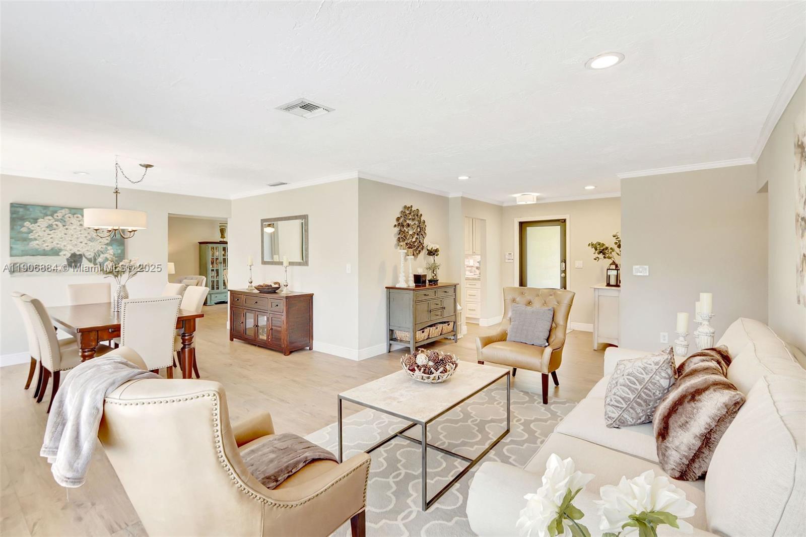 Miami, Florida, 33176, United States, 4 Bedrooms Bedrooms, ,2 BathroomsBathrooms,Residential,For Sale,1986313