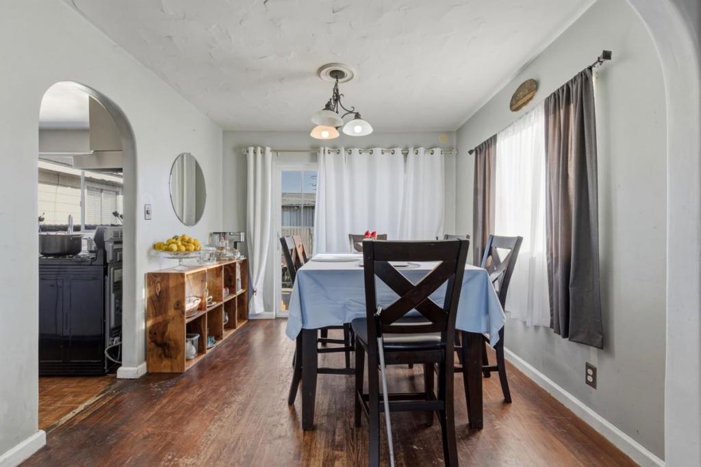 Seaside, California, 93955, United States, 3 Bedrooms Bedrooms, ,1 BathroomBathrooms,Residential,For Sale,2048589