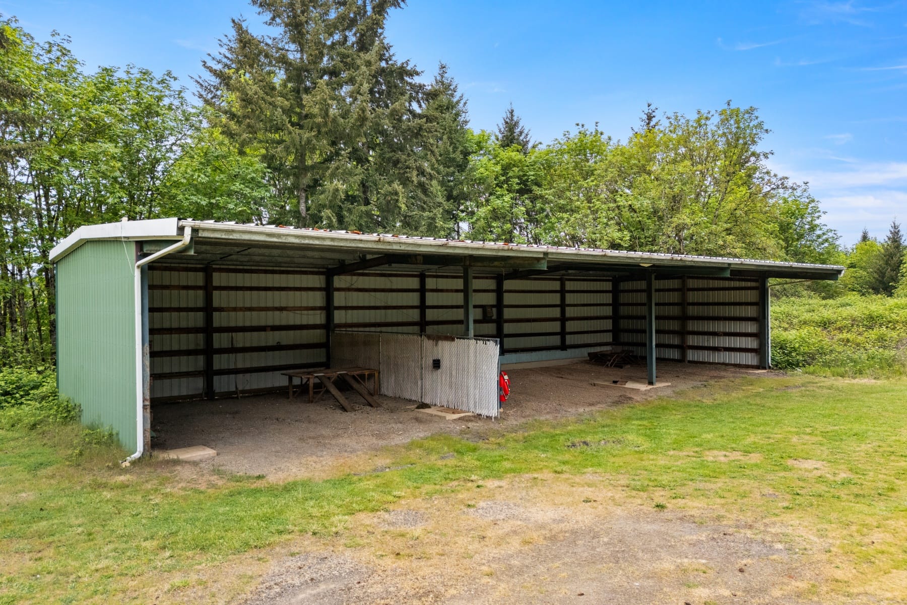  15693 S HIDDEN RD Mulino, OR 97042 - 物件實景