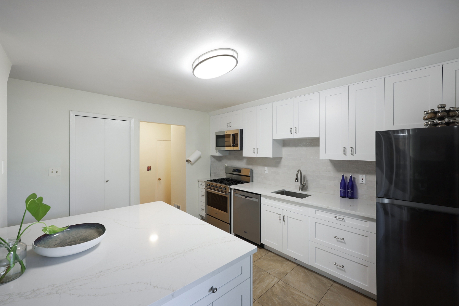  ?the cedars? update townhouse offers open concept design - 物件實景