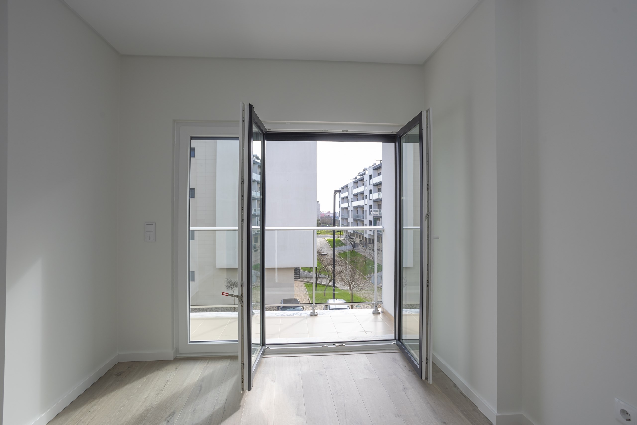 Montijo, Setúbal, 2870-448, PT, 4 Bedrooms Bedrooms, ,3 BathroomsBathrooms,Residential,For Sale,1805570