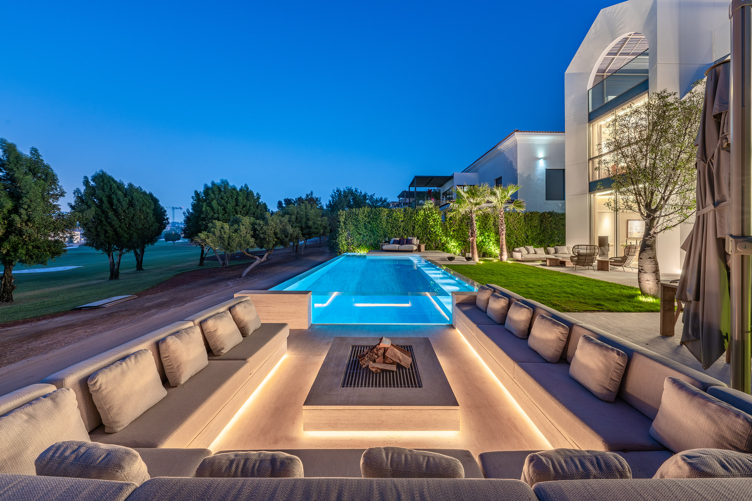  Bespoke  Contemporary Design  Golf Course View - 物件實景