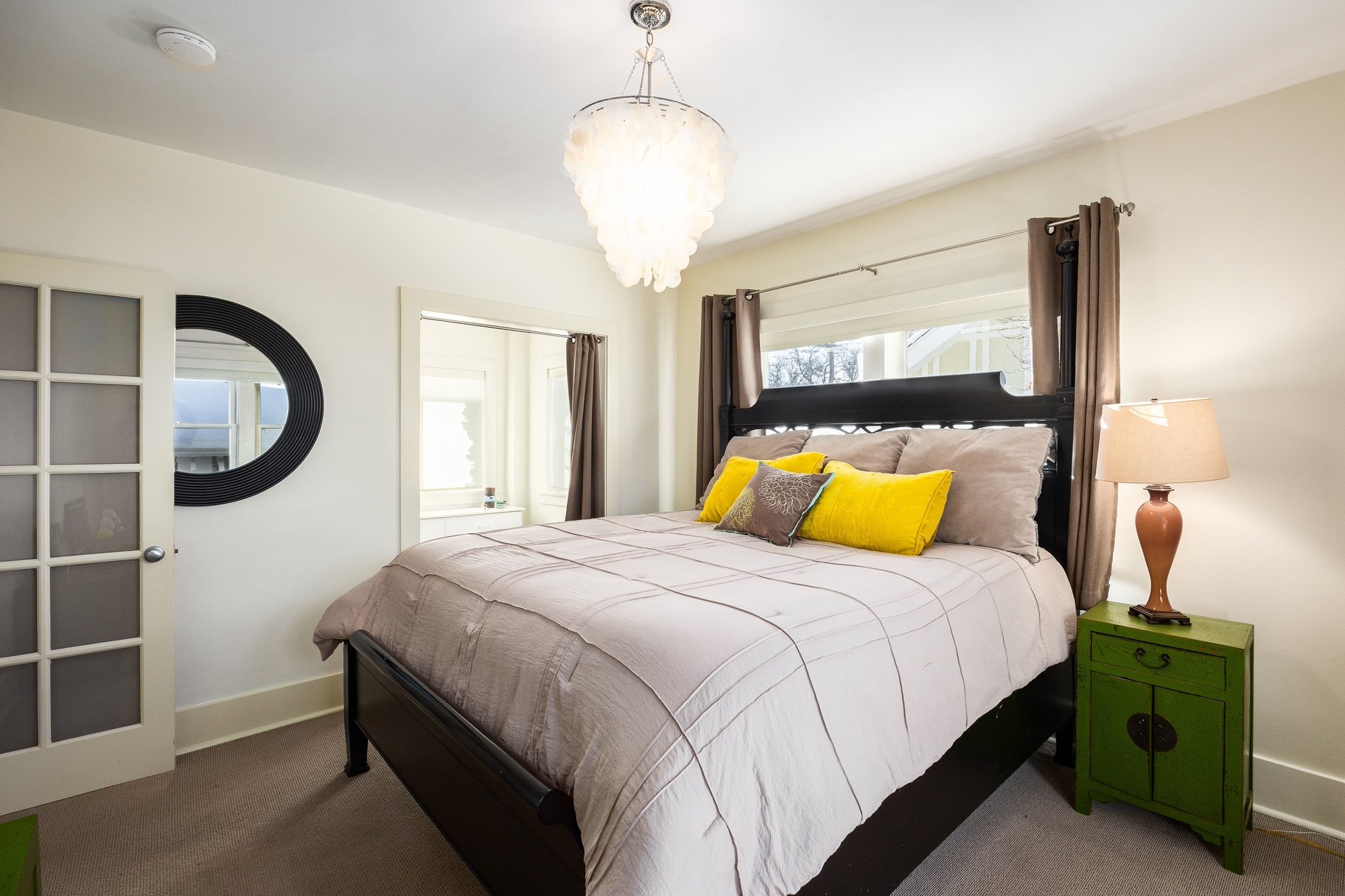  Timeless Bungalow with Enjoyable Outdoor Living - 物件實景