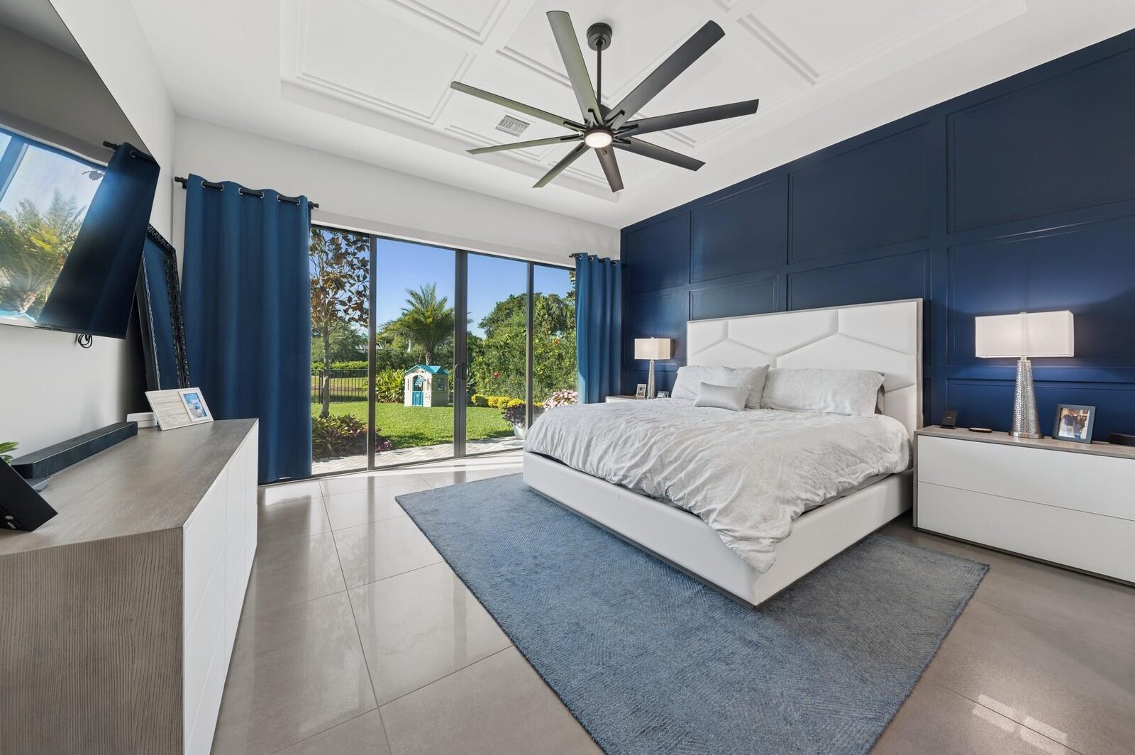 West Palm Beach, Florida, 33401, United States, 3 Bedrooms Bedrooms, ,4 BathroomsBathrooms,Residential,For Sale,1745907