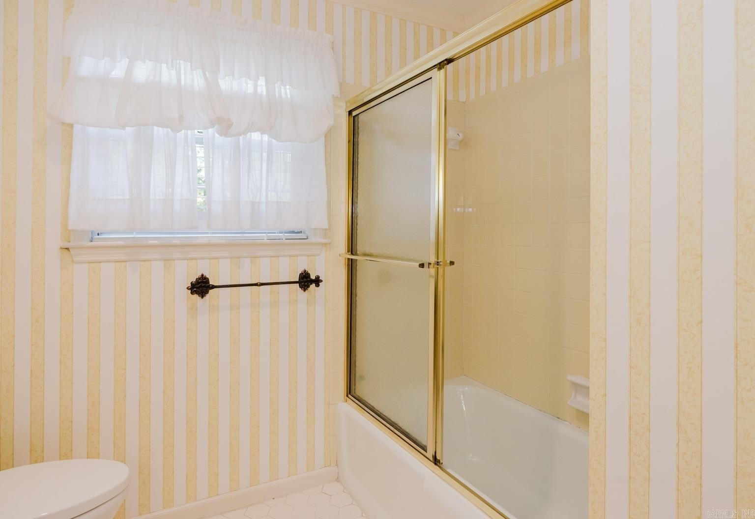 Little Rock, Arkansas, 72212, United States, 5 Bedrooms Bedrooms, ,5 BathroomsBathrooms,Residential,For Sale,1975952