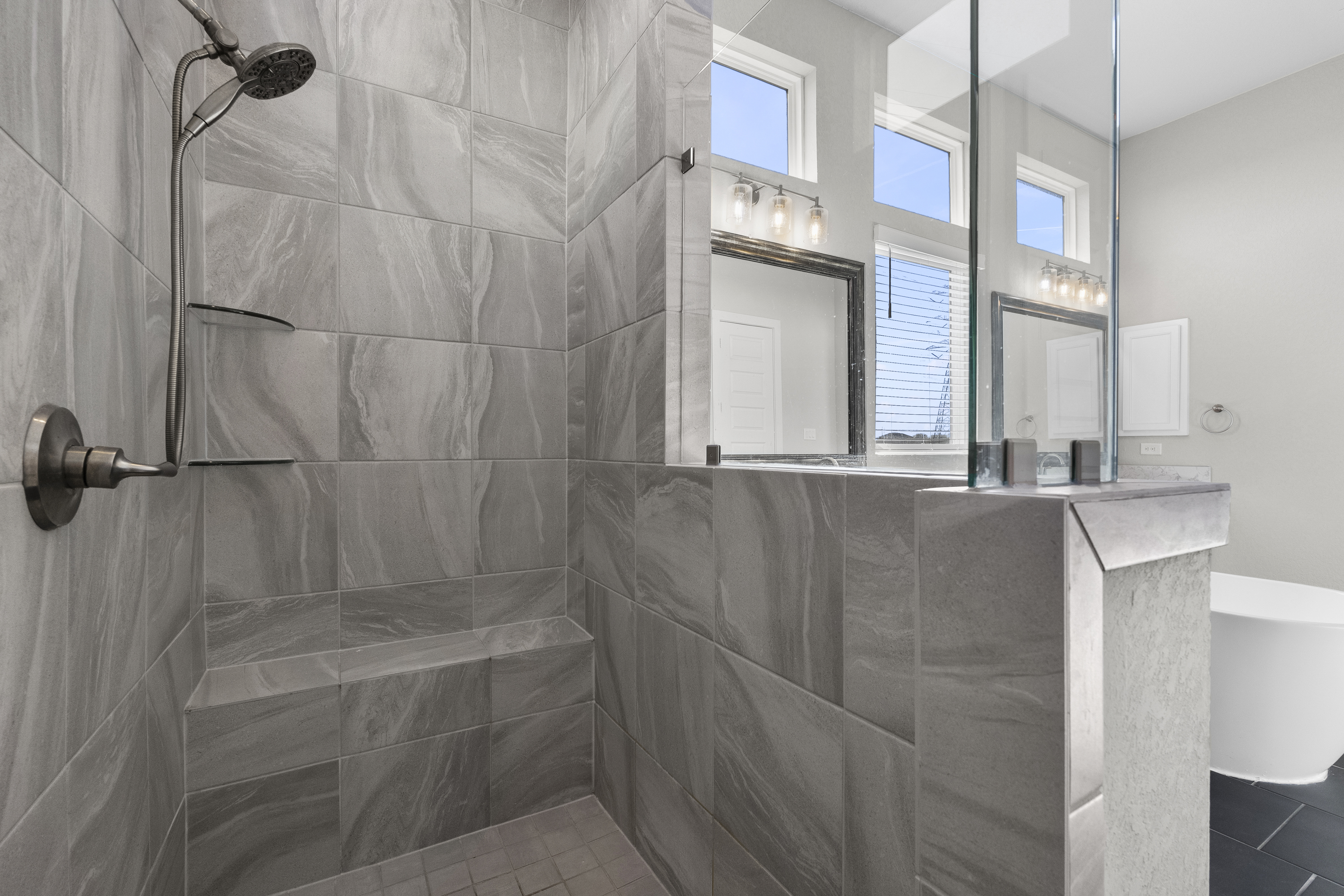  Refined Country Luxury in Gated Harvest Hills - 物件實景