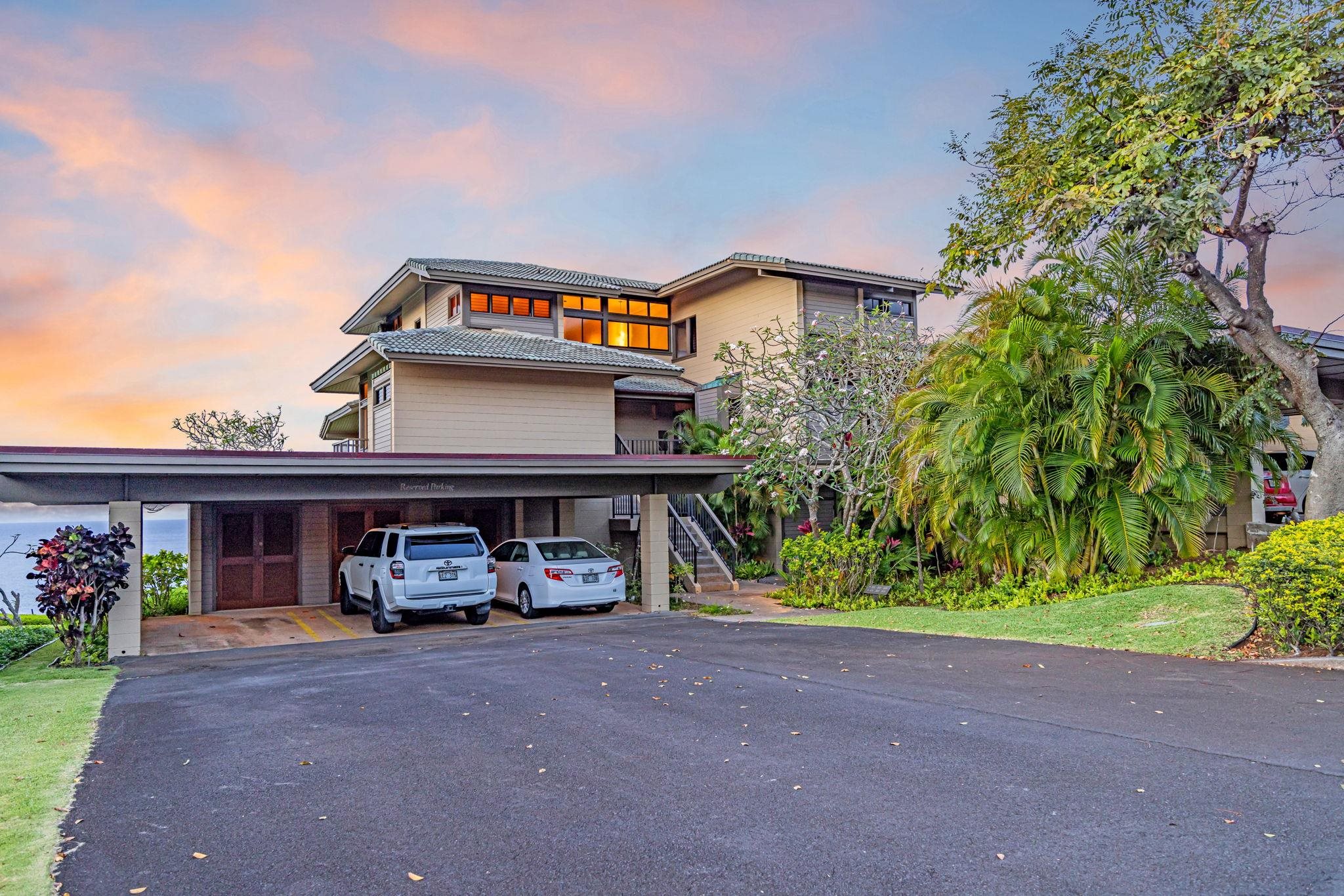Lahaina, Hawaii, 96761, United States, 2 Bedrooms Bedrooms, ,3 BathroomsBathrooms,Residential,For Sale,1792769