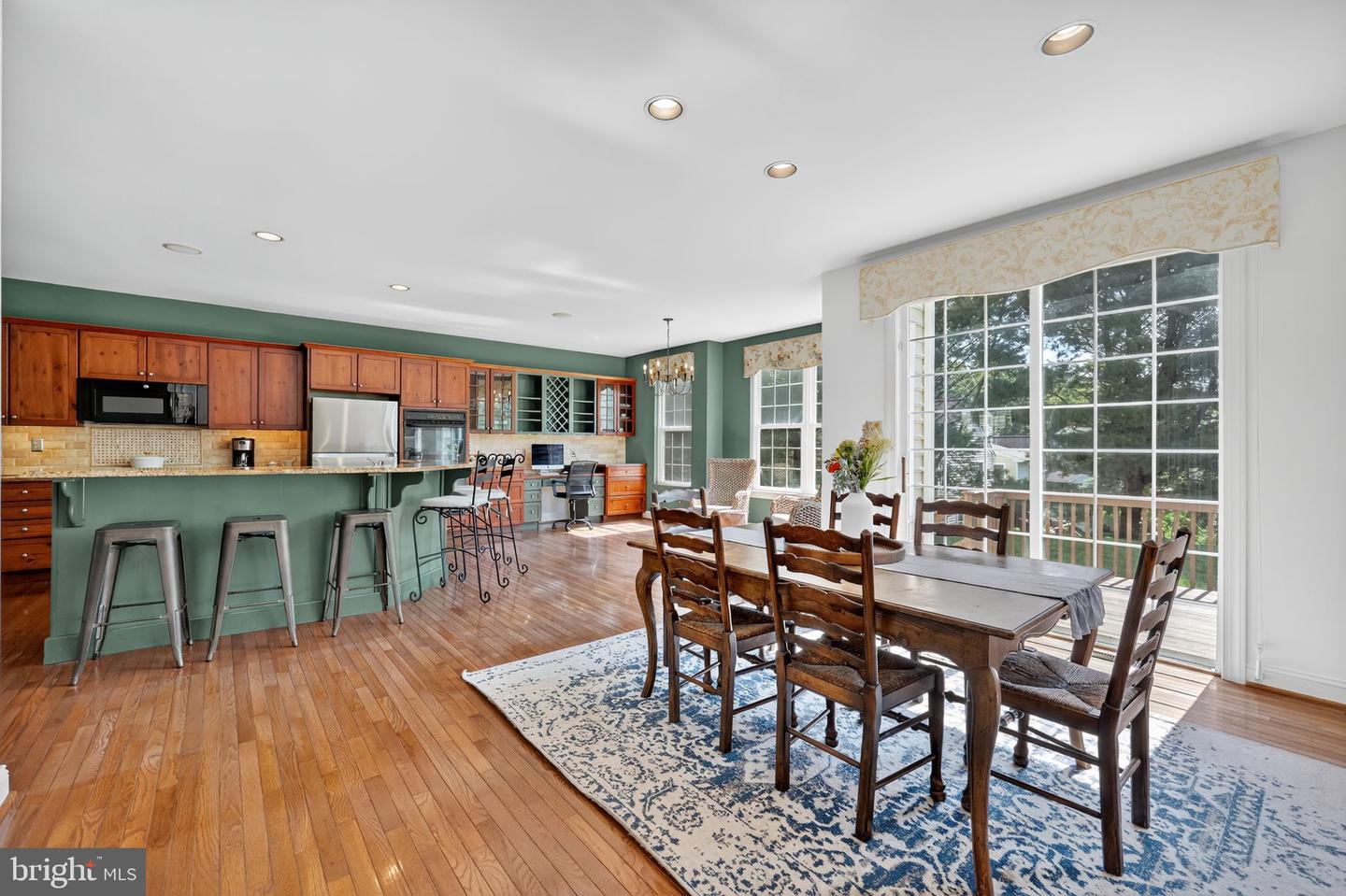 Wallingford, Pennsylvania, 19086, United States, 3 Bedrooms Bedrooms, ,4 BathroomsBathrooms,Residential,For Sale,2000507