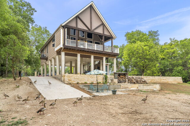 Kerrville, Texas, 78028, United States, 3 Bedrooms Bedrooms, ,3 BathroomsBathrooms,Residential,For Sale,1685103