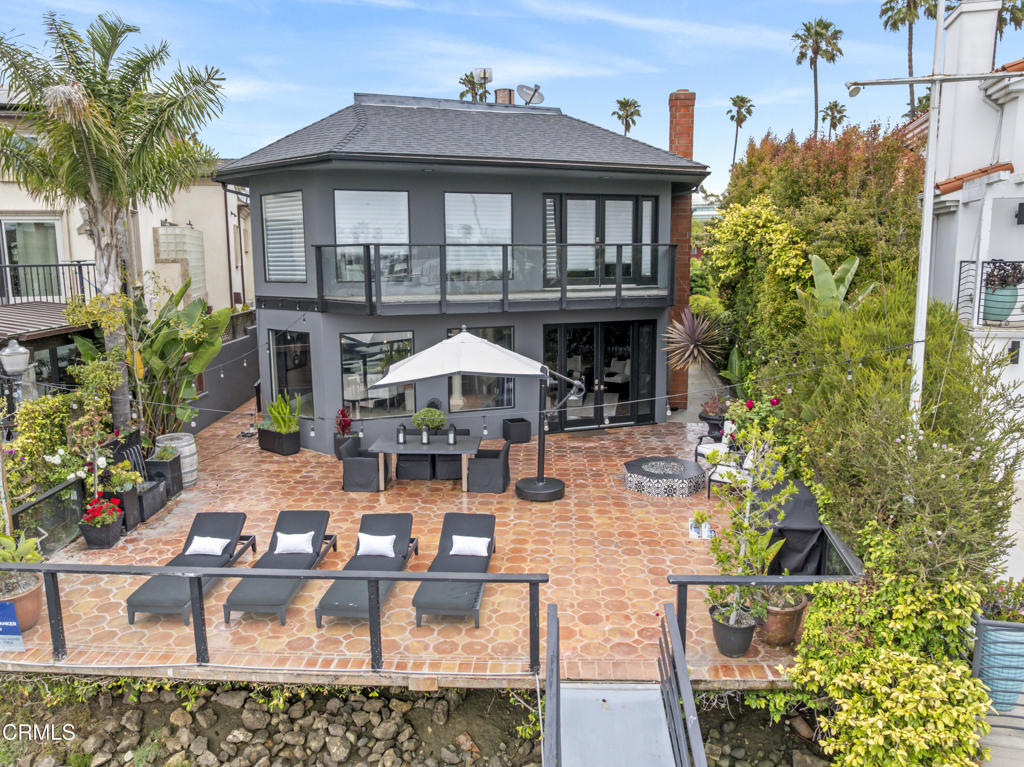 Ventura, California, 93001, United States, 5 Bedrooms Bedrooms, ,3 BathroomsBathrooms,Residential,For Sale,1839007