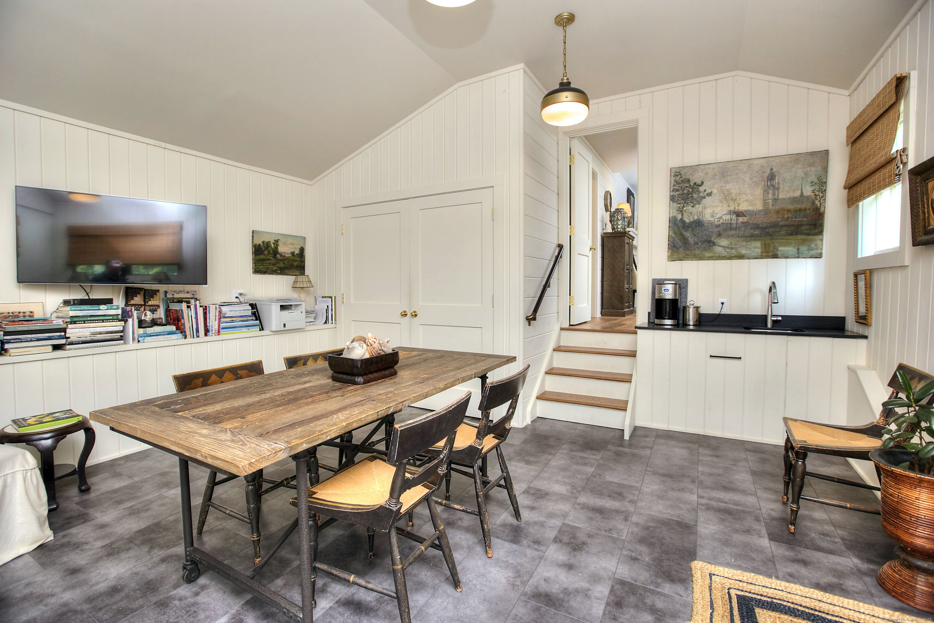 Fairfield, Connecticut, 06824, United States, 5 Bedrooms Bedrooms, ,5 BathroomsBathrooms,Residential,For Sale,1942139