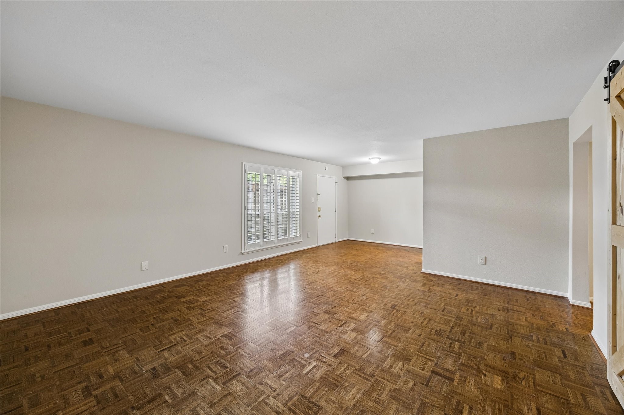  355 N Post Oak Lane #644 - 物件實景