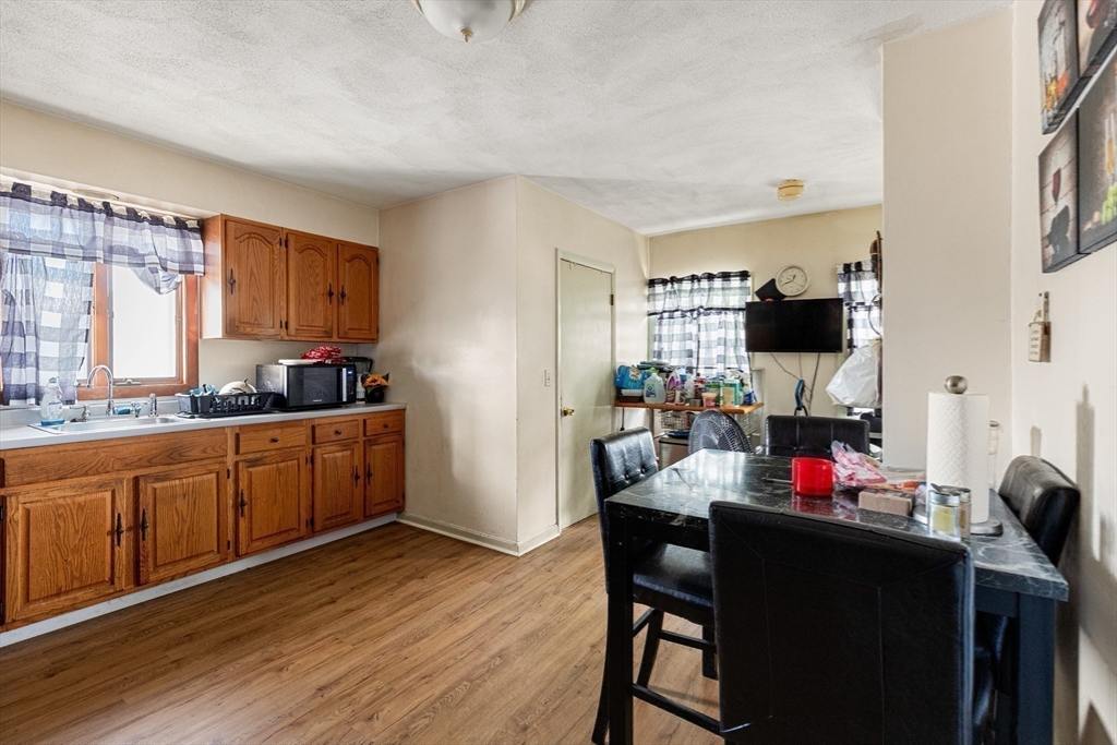 Malden, Massachusetts, 02148, United States, 8 Bedrooms Bedrooms, ,3 BathroomsBathrooms,Residential,For Sale,2049419