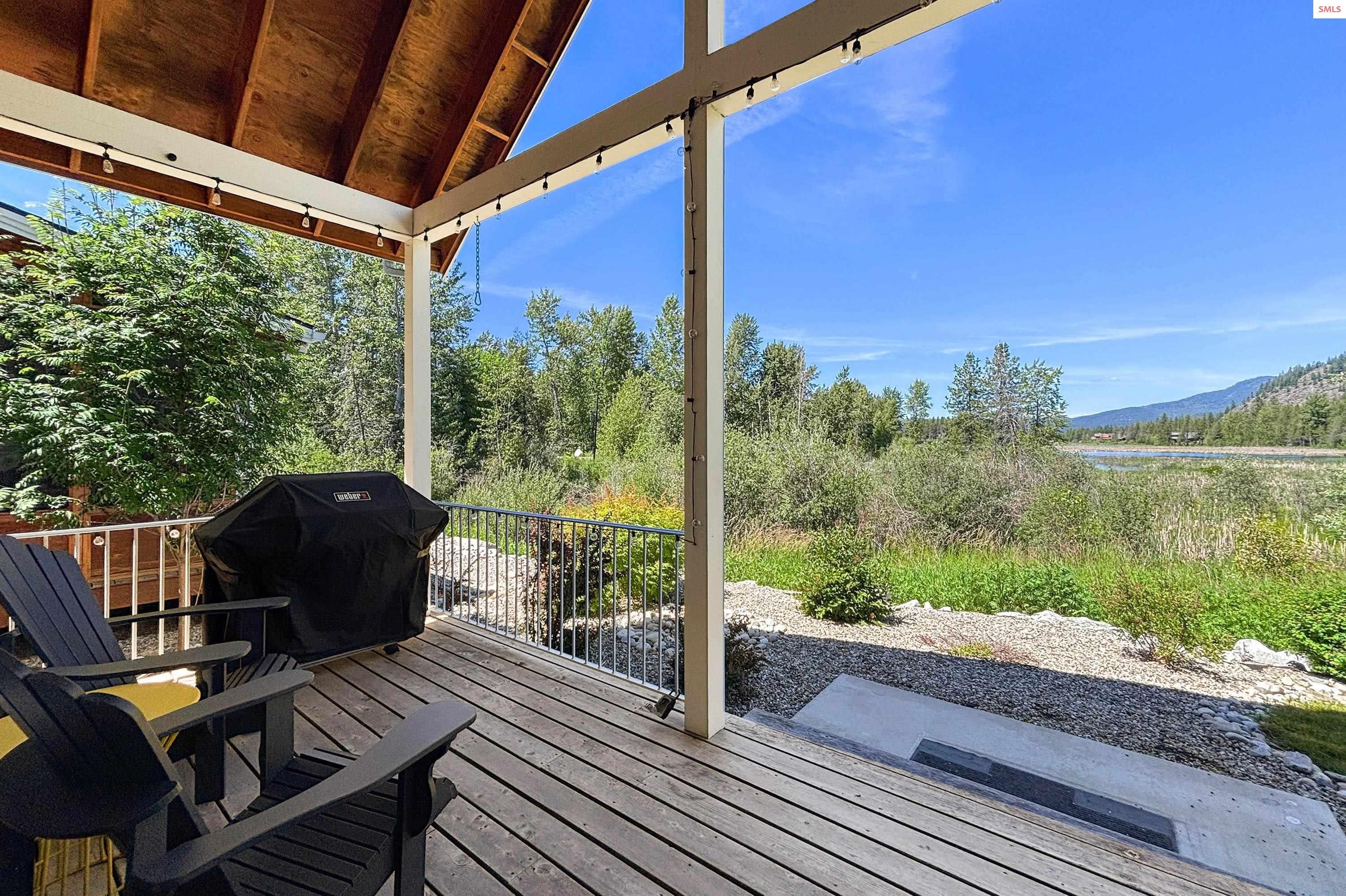 Dover, Idaho, 83825, United States, 3 Bedrooms Bedrooms, ,2 BathroomsBathrooms,Residential,For Sale,2031263
