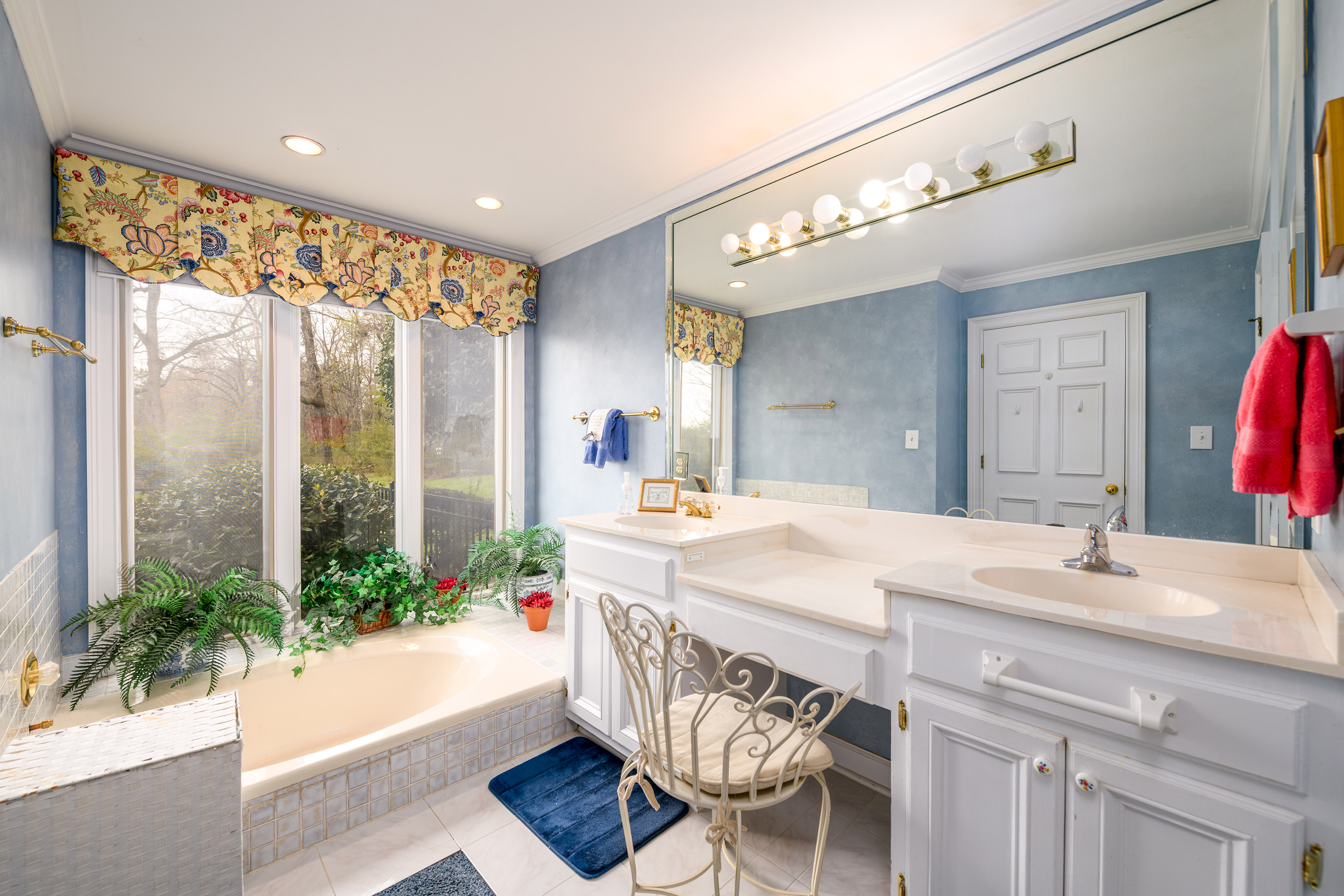  Lakefront Estate with Private Dock, Guest Home and Pool - 物件實景