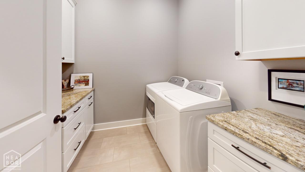 Jonesboro, Arkansas, 72405, United States, 5 Bedrooms Bedrooms, ,5 BathroomsBathrooms,Residential,For Sale,1983308