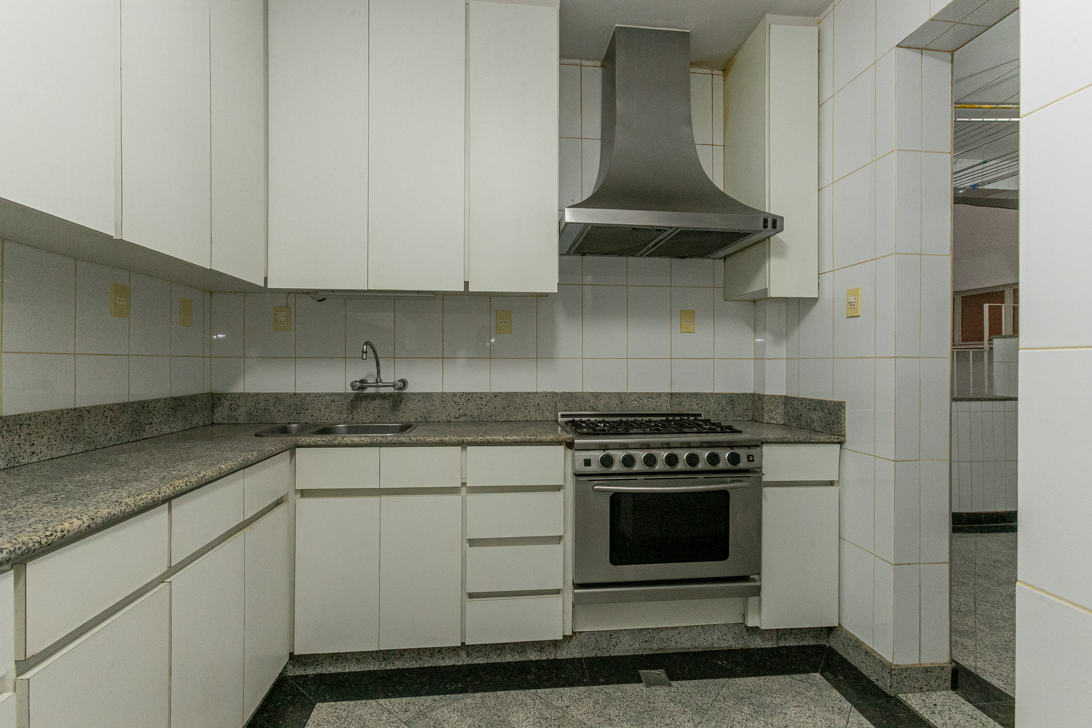  4-Bedroom Apartment on Rua Xavier da Silveira, Copacabana - 物件實景