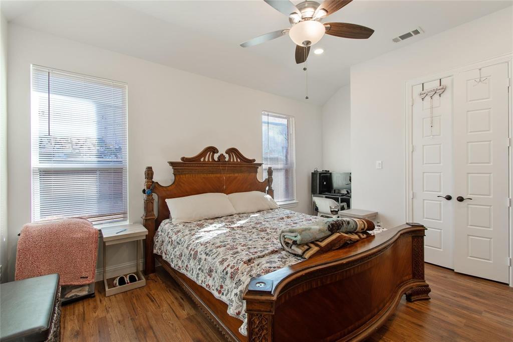 Dallas, Texas, 75212, United States, 3 Bedrooms Bedrooms, ,2 BathroomsBathrooms,Residential,For Sale,2037403