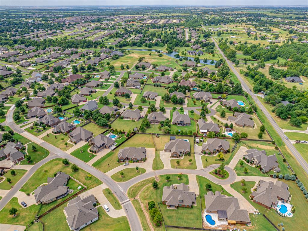 Mustang, Oklahoma, 73064, United States, 4 Bedrooms Bedrooms, ,4 BathroomsBathrooms,Residential,For Sale,1908407
