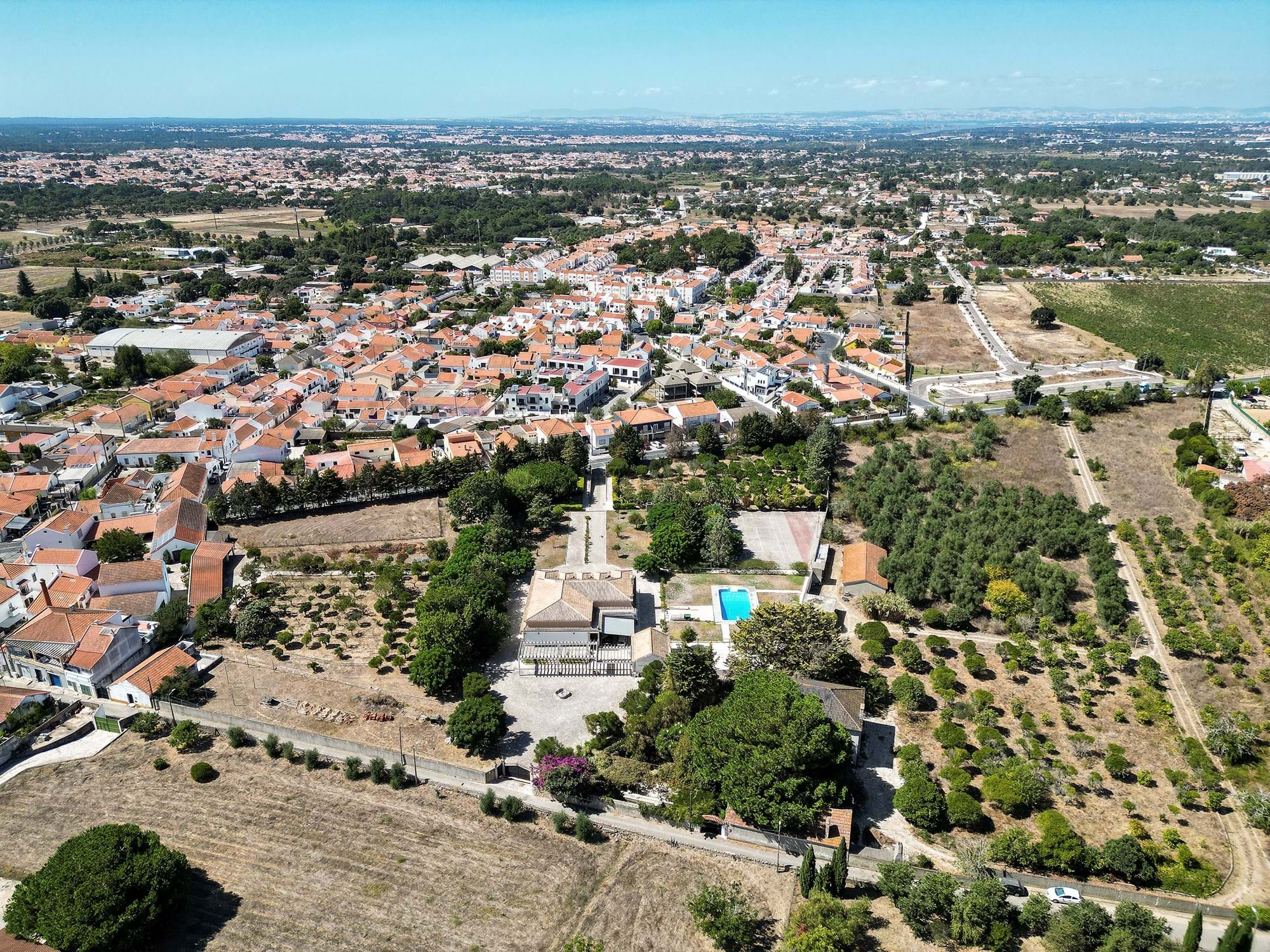 Setúbal, Setúbal, 2925-467, PT, 4 Bedrooms Bedrooms, ,3 BathroomsBathrooms,Residential,For Sale,1700272