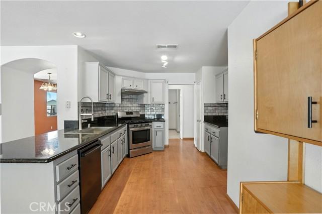 Lake Elsinore, California, 92530, United States, 3 Bedrooms Bedrooms, ,2 BathroomsBathrooms,Residential,For Sale,1924761