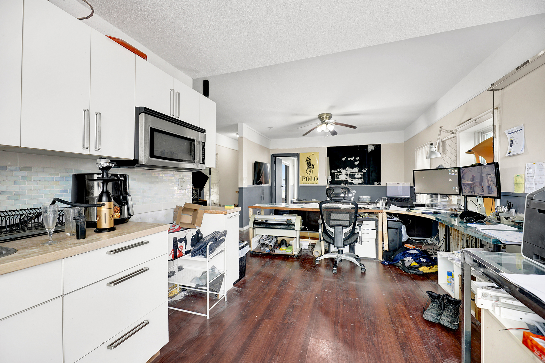 Brooklyn, New York, 11235, United States, 6 Bedrooms Bedrooms, ,3 BathroomsBathrooms,Residential,For Sale,1830542