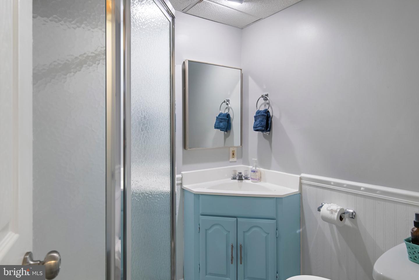 ANNAPOLIS, Maryland, 21401, United States, 4 Bedrooms Bedrooms, ,3 BathroomsBathrooms,Residential,For Sale,1988368