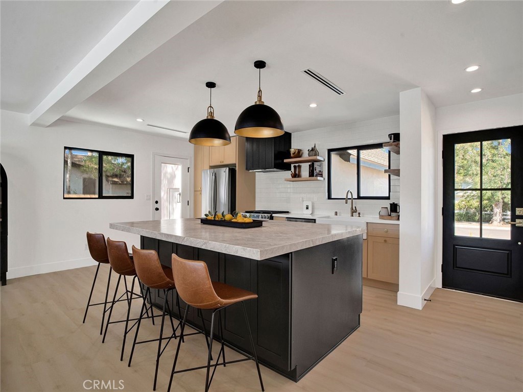 West Hills, California, 91307, United States, 4 Bedrooms Bedrooms, ,2 BathroomsBathrooms,Residential,For Sale,1994248