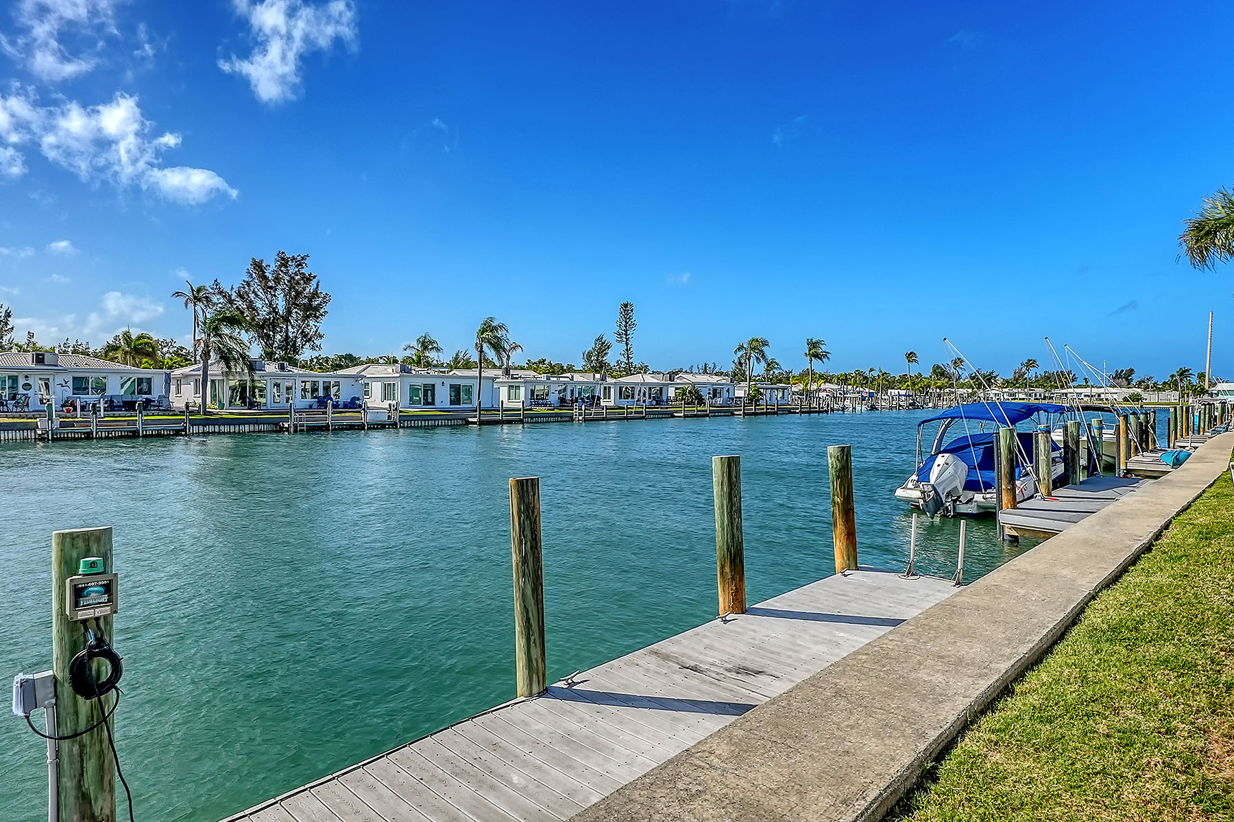  SPANISH MAIN YACHT CLUB CONDO - 物件實景