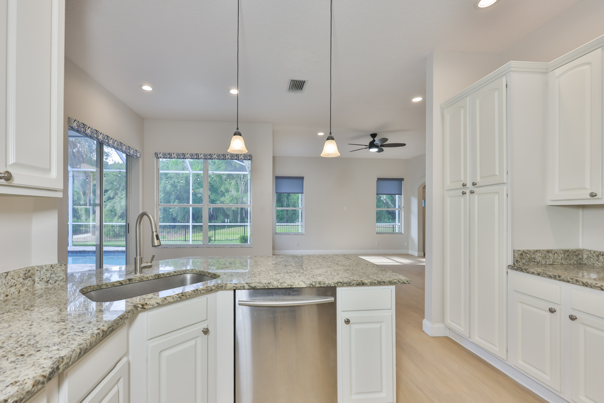 Tampa, Florida, 33647, United States, 4 Bedrooms Bedrooms, ,3 BathroomsBathrooms,Residential,For Sale,1982962