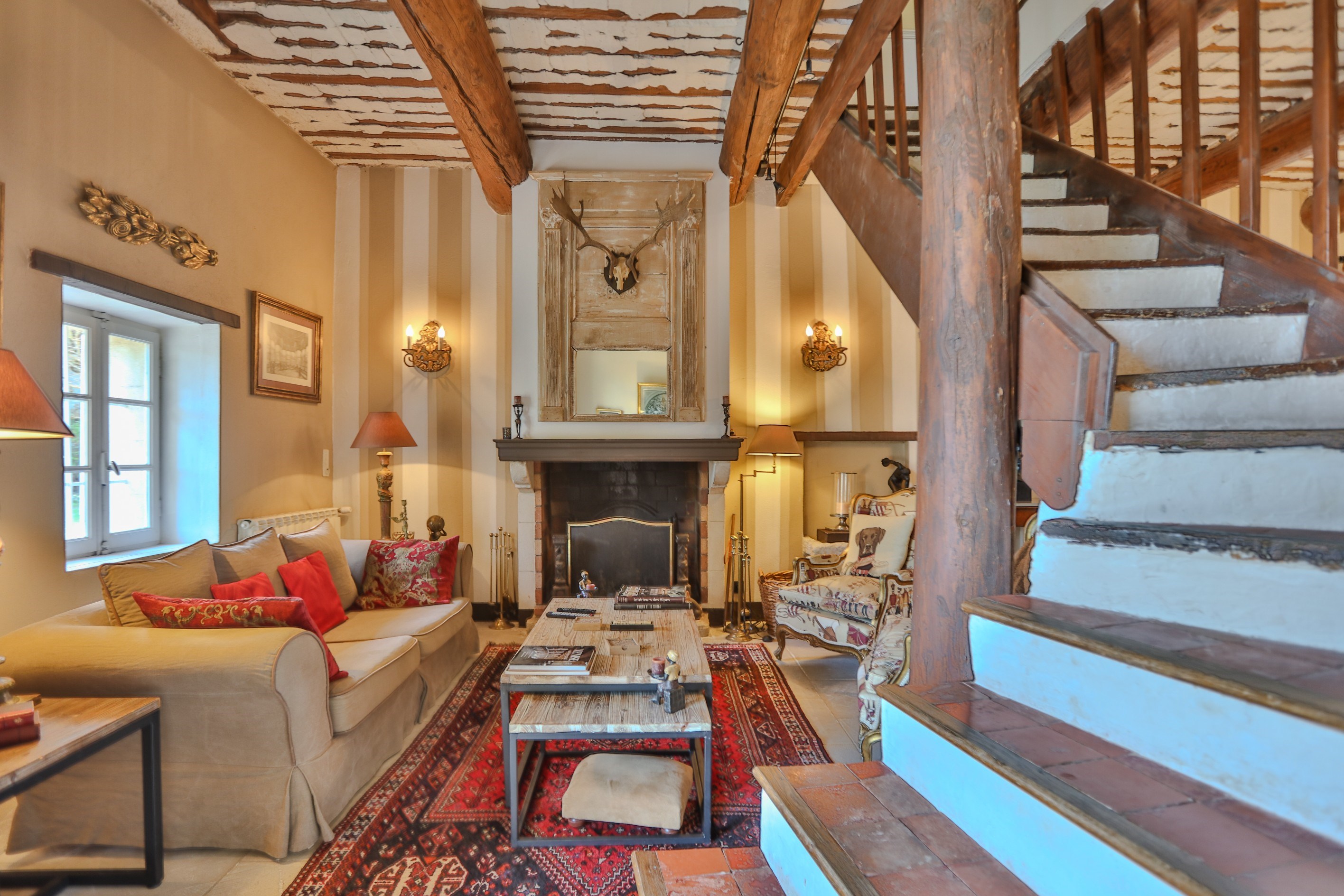  Elegant Provençal farmhouse with swimming pool – A lifestyle between the Alpill… - 物件實景