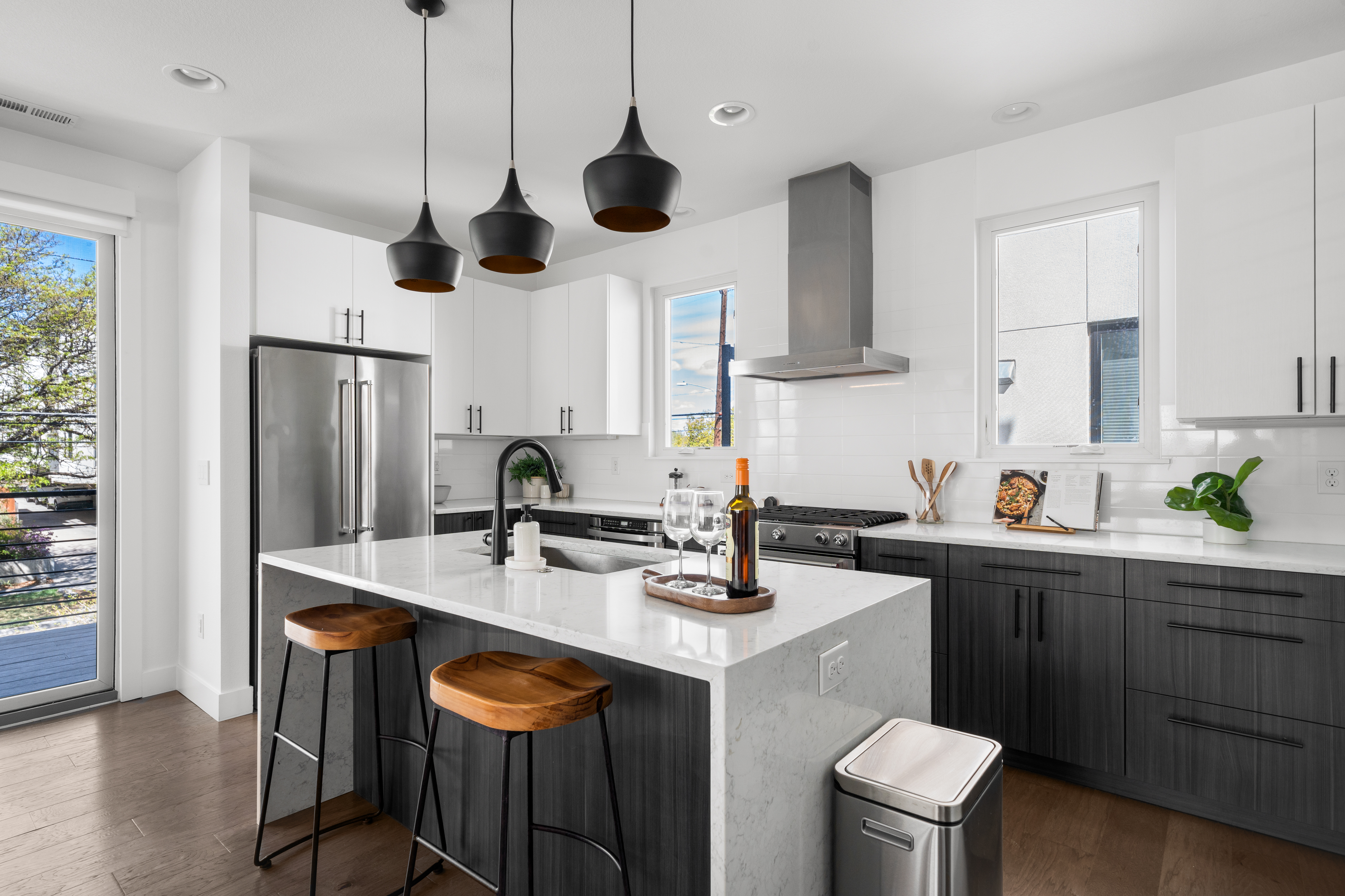  Sweeping, Unobstructed Mountain Views From This Sloan