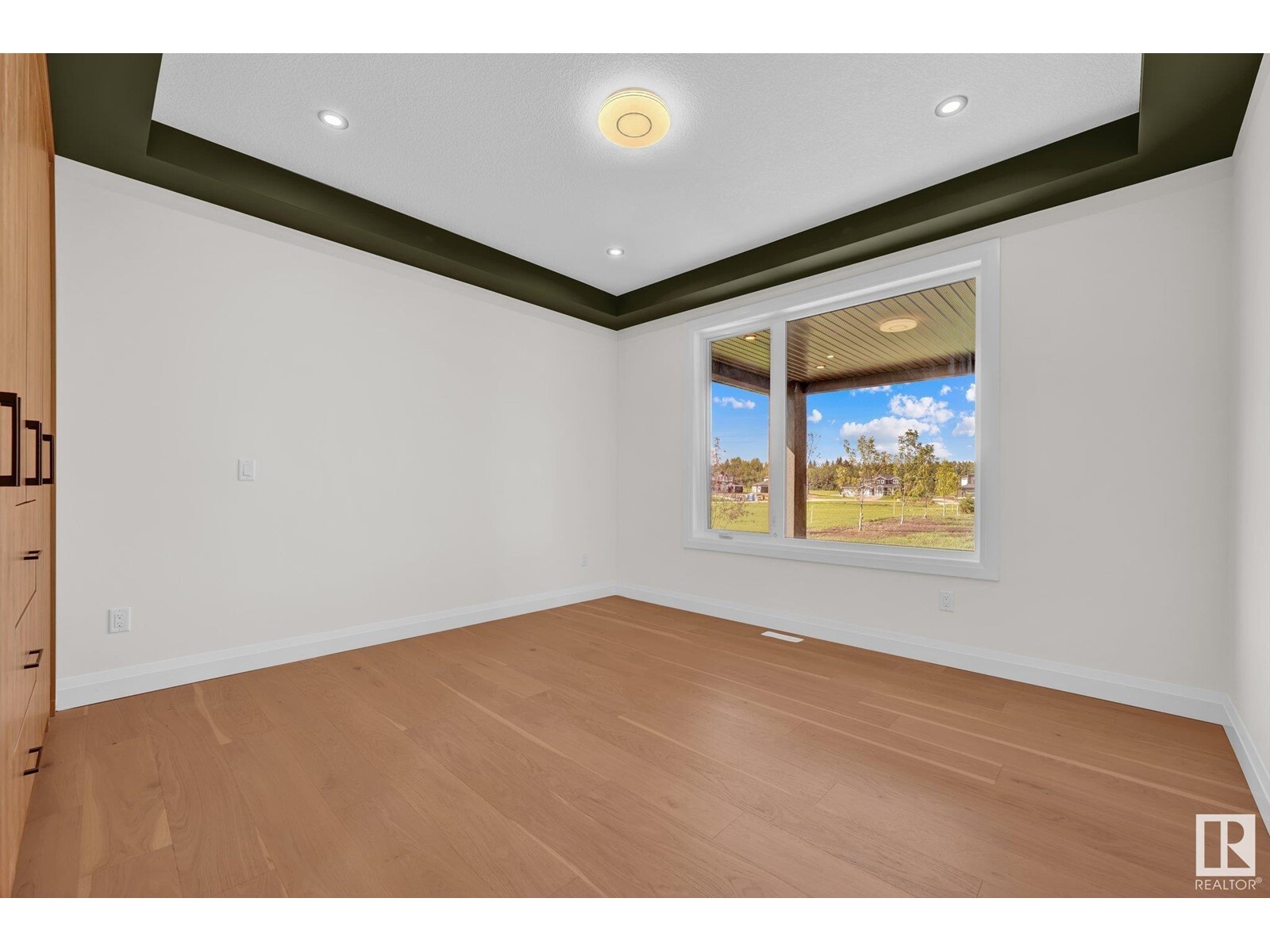 RURAL PARKLAND COUNTY, Alberta, T7X 0W7, CA, 6 Bedrooms Bedrooms, ,4 BathroomsBathrooms,Residential,For Sale,1839017