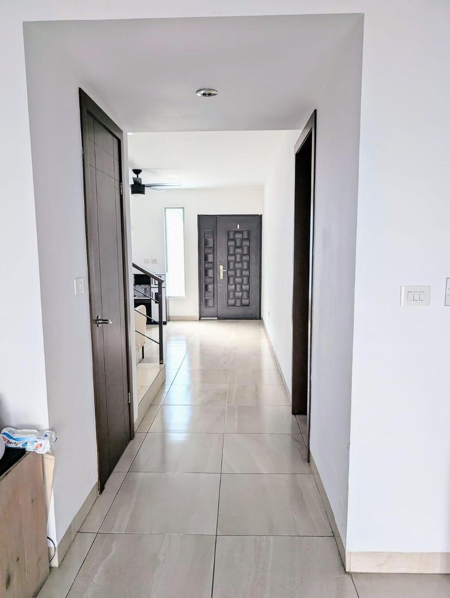 Cerrada Codorniz, Torreón, Coahuila de Zaragoza, 27023, Mexico, 3 Bedrooms Bedrooms, ,2 BathroomsBathrooms,Residential,For Sale,Cerrada Codorniz,1671780