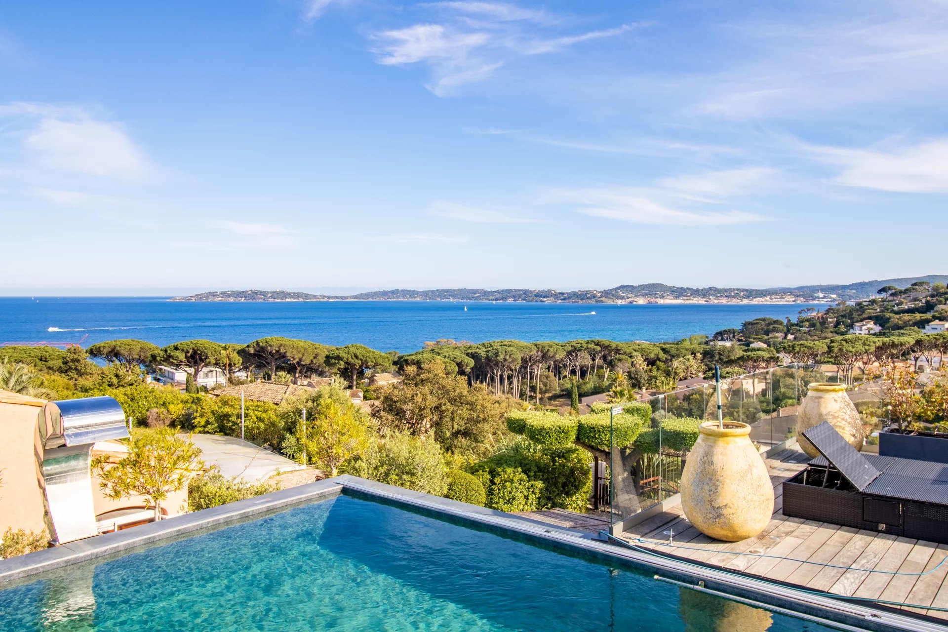 Sainte-Maxime, Provence-Alpes-Côte d’Azur, 83120, FR, 4 Bedrooms Bedrooms, ,2 BathroomsBathrooms,Residential,For Sale,1262407