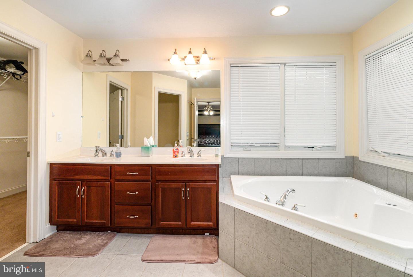 Mechanicsburg, Pennsylvania, 17055, United States, 5 Bedrooms Bedrooms, ,5 BathroomsBathrooms,Residential,For Sale,1926512
