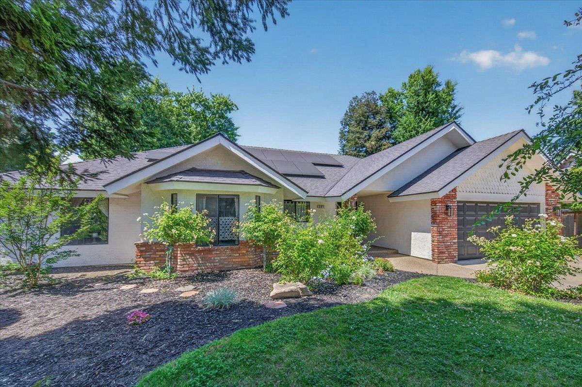 Fresno, California, 93730, United States, 3 Bedrooms Bedrooms, ,2 BathroomsBathrooms,Residential,For Sale,2042893