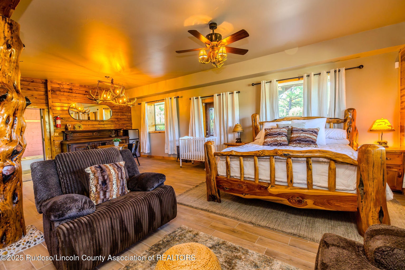 Alto, New Mexico, 88312, United States, 3 Bedrooms Bedrooms, ,3 BathroomsBathrooms,Residential,For Sale,1941971