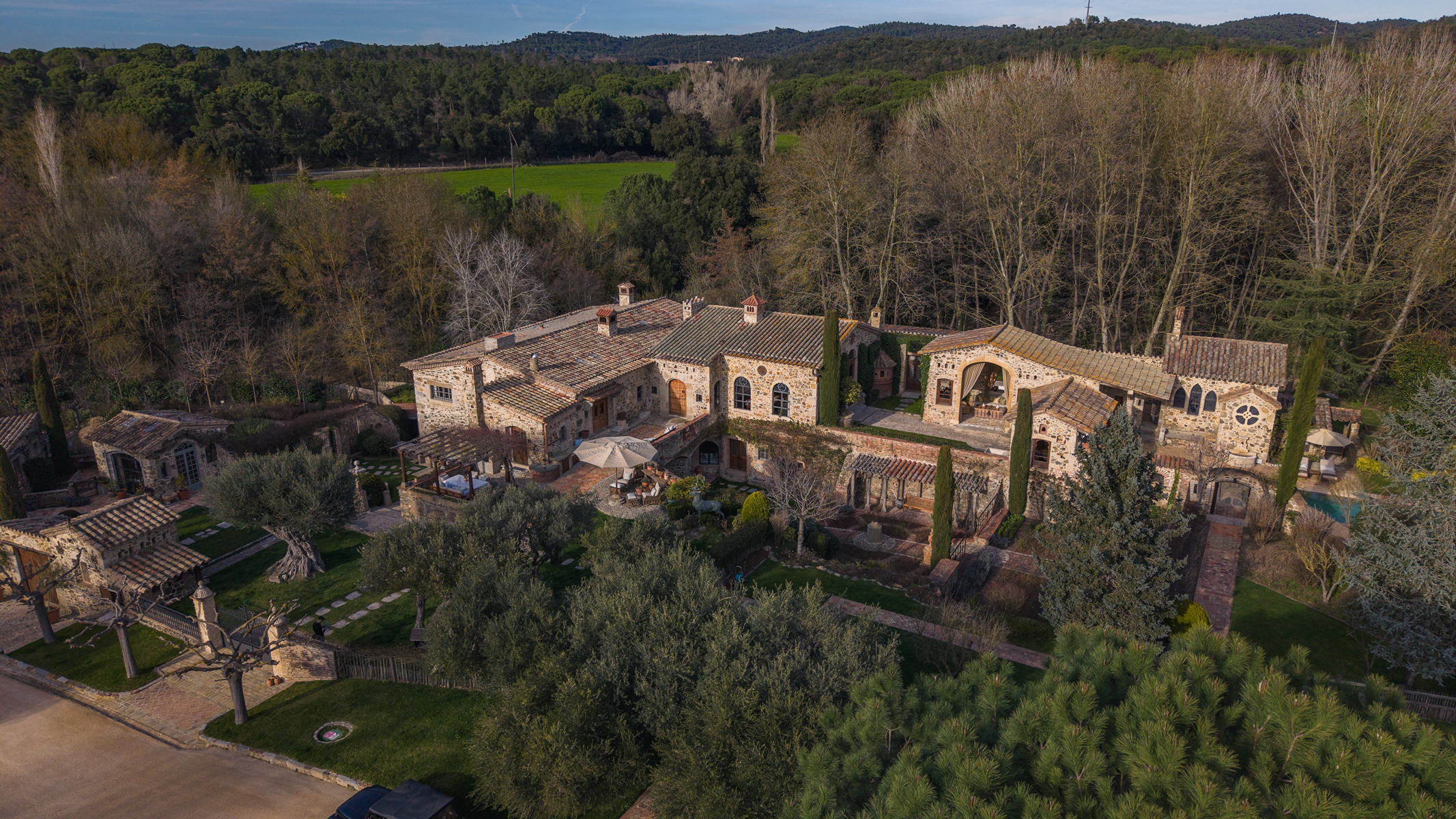  Exclusive estate with large land, near Girona and the Costa Brava - 物件實景