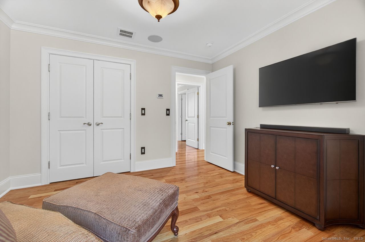 East Haddam, Connecticut, 06423, United States, 3 Bedrooms Bedrooms, ,3 BathroomsBathrooms,Residential,For Sale,1998299