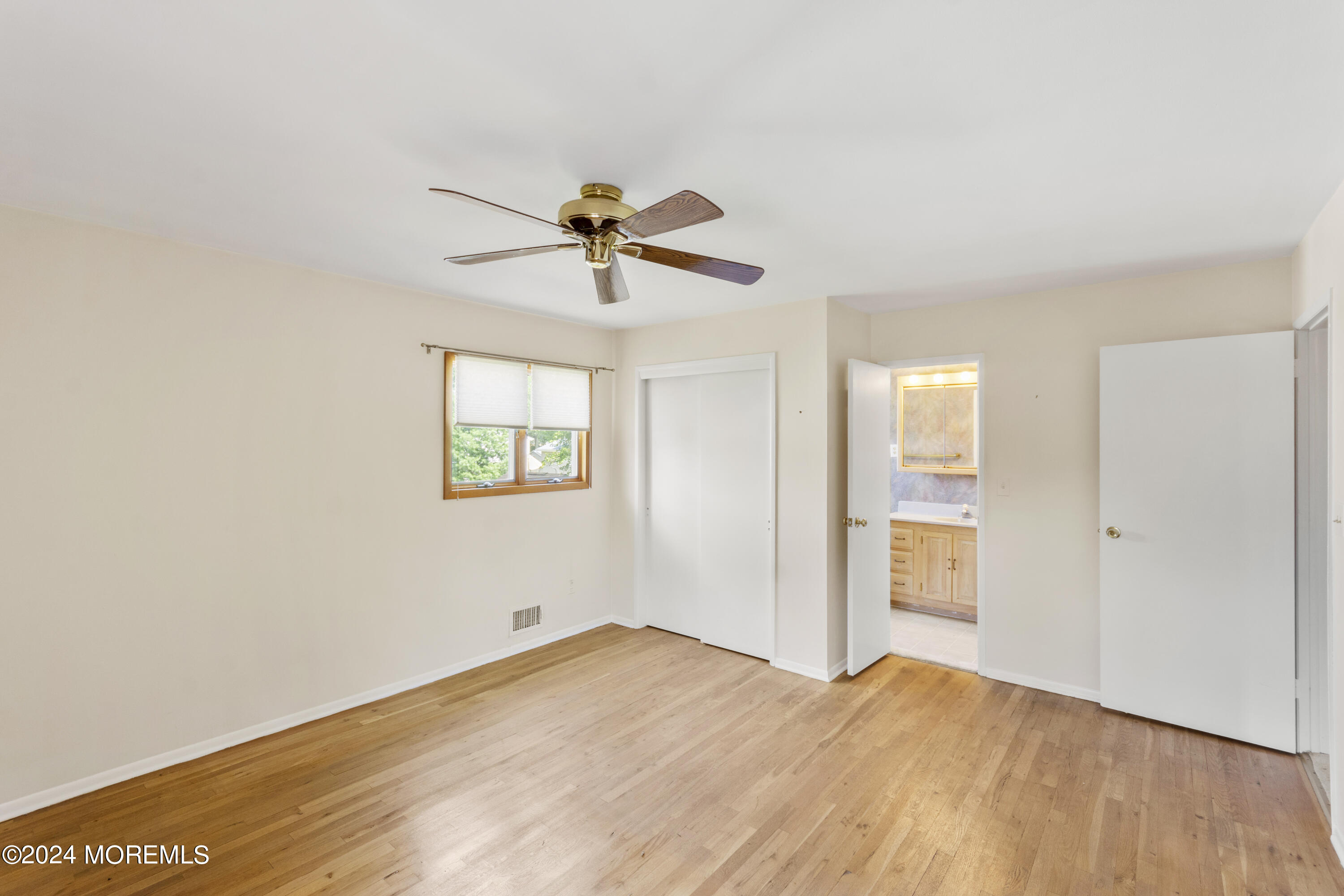 Old Bridge, New Jersey, 08857, United States, 3 Bedrooms Bedrooms, ,2 BathroomsBathrooms,Residential,For Sale,1872479