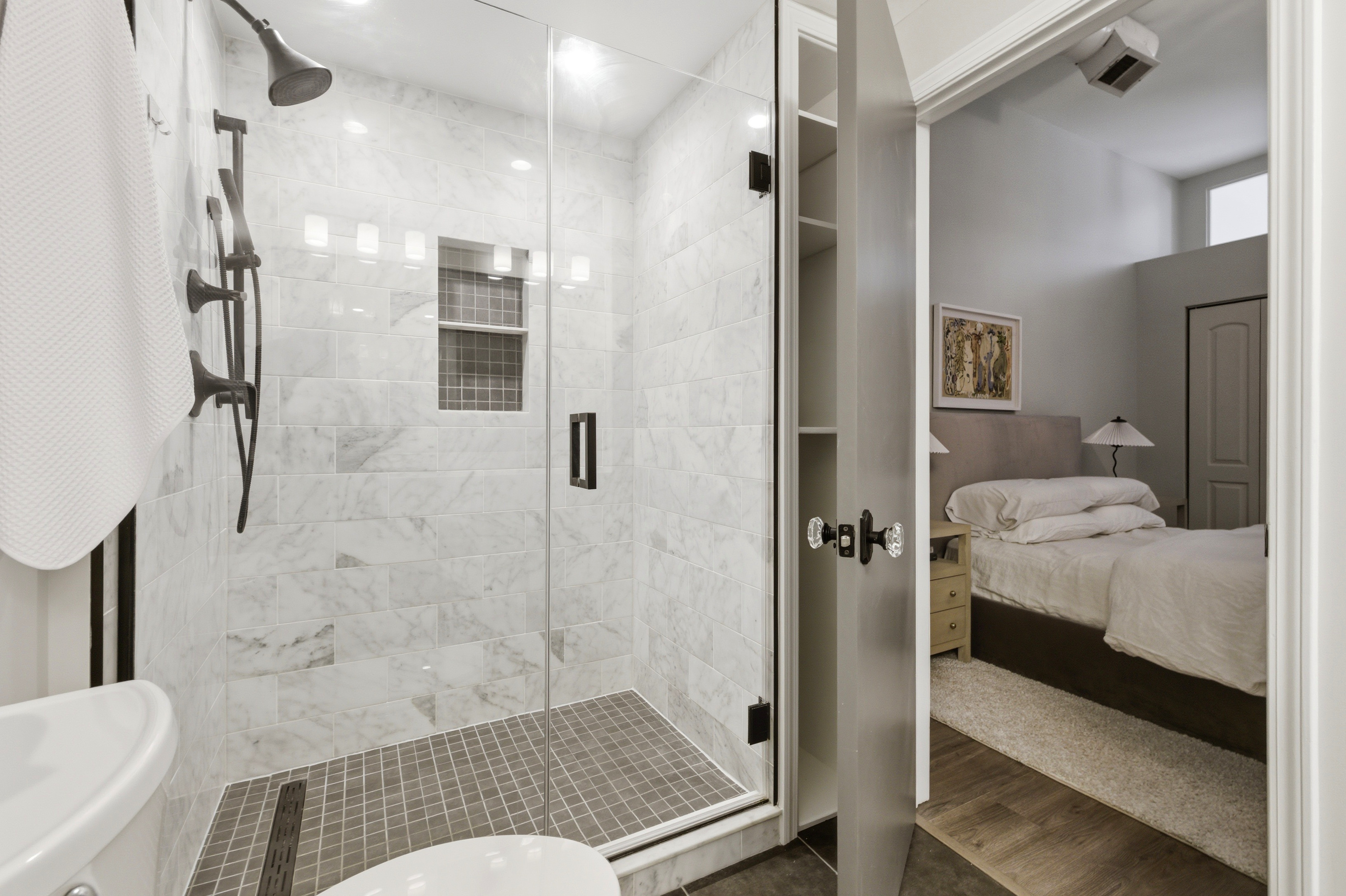  Penthouse Loft in the Heart of Ukrainian Village - 物件實景