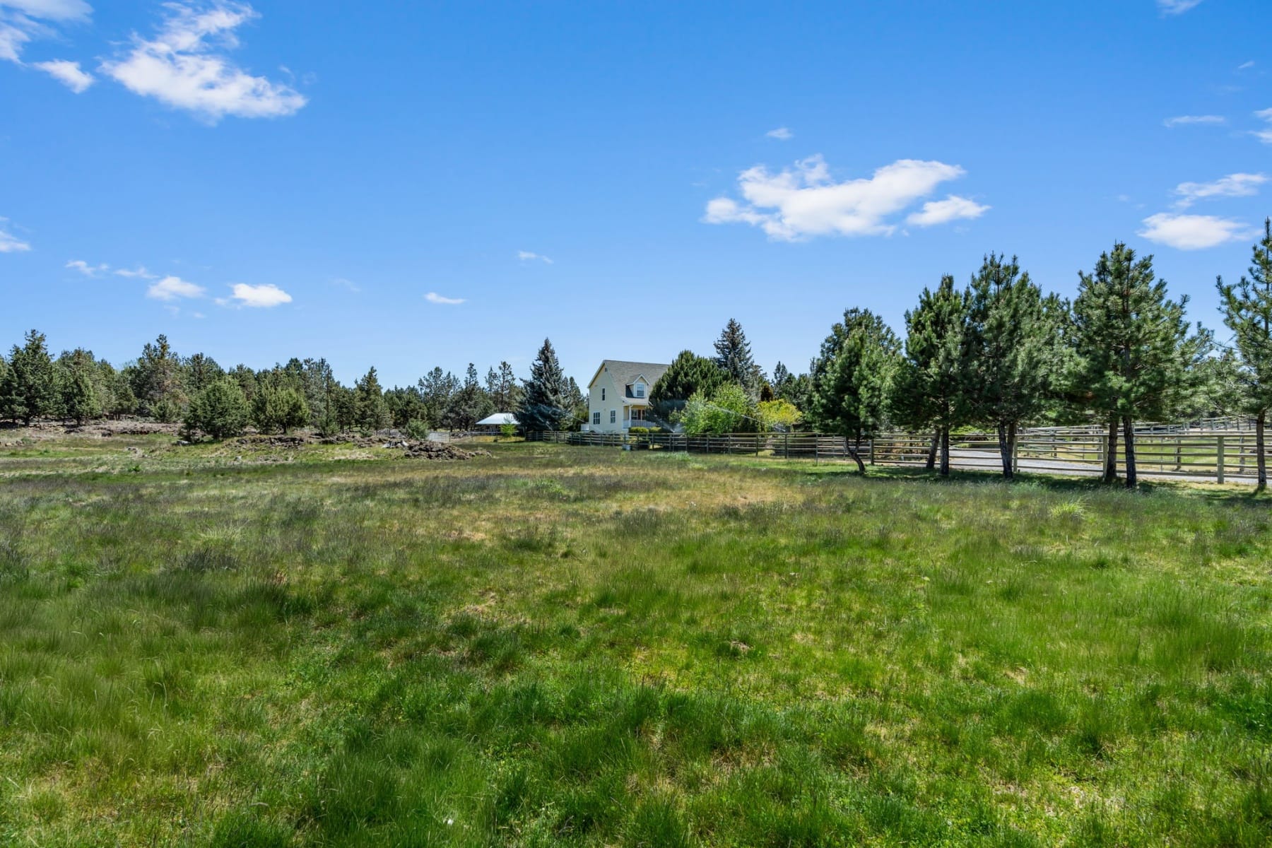 64080 Highway 20 Bend, OR 97703 - 物件實景