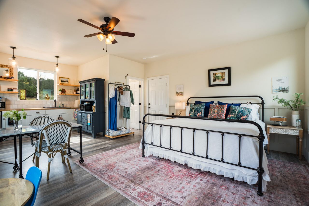 Sandia Park, New Mexico, 87047, United States, 4 Bedrooms Bedrooms, ,4 BathroomsBathrooms,Residential,For Sale,1903649