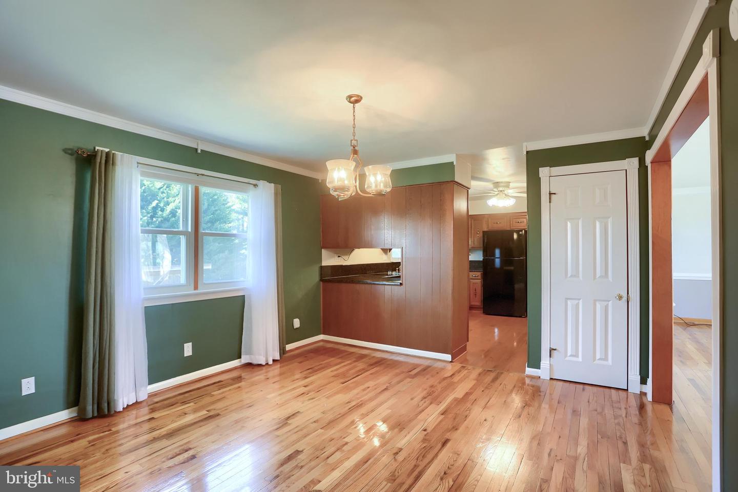 Finksburg, Maryland, 21048, United States, 3 Bedrooms Bedrooms, ,3 BathroomsBathrooms,Residential,For Sale,1891876