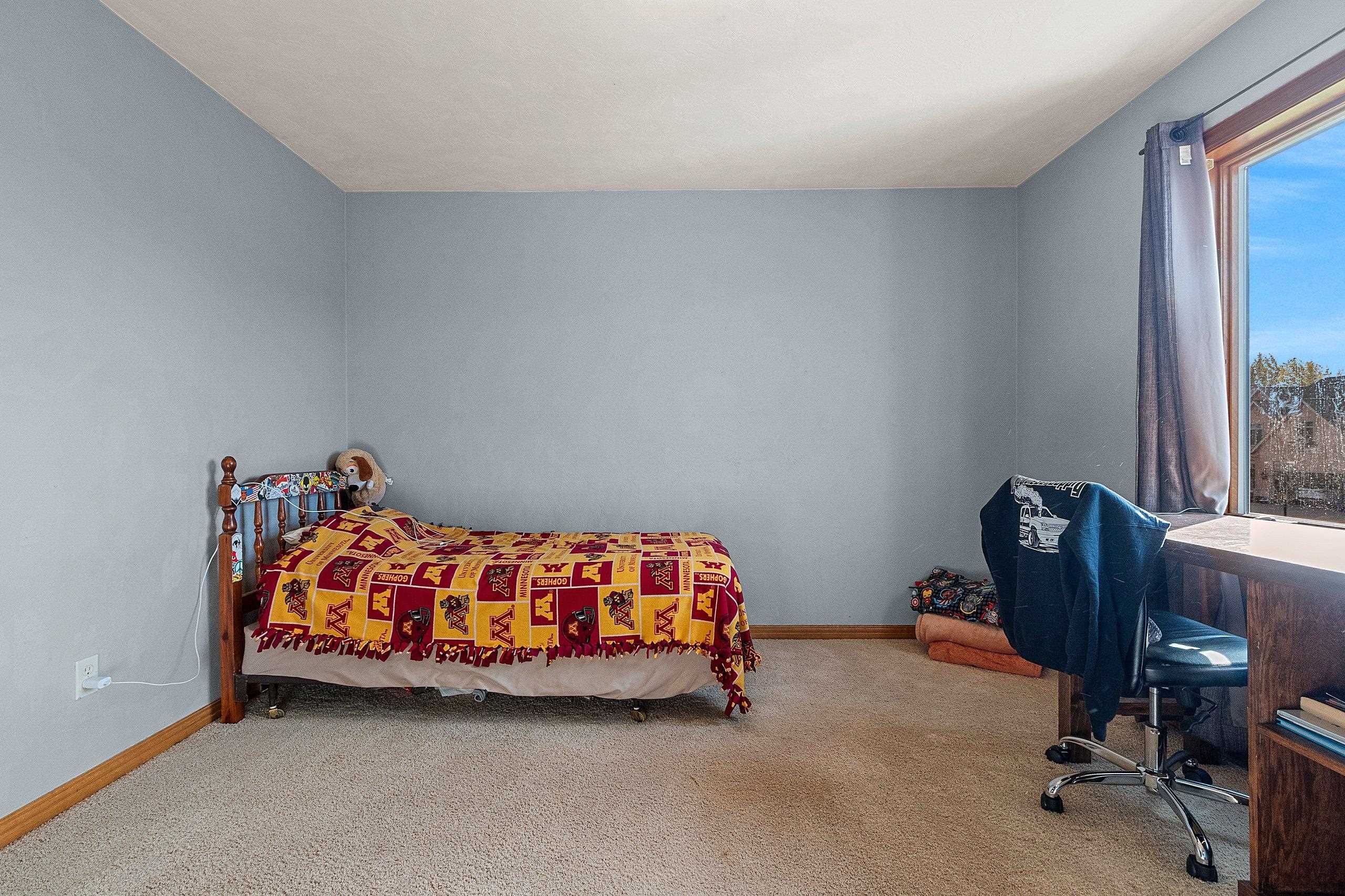 APPLETON, Wisconsin, 54913, United States, 4 Bedrooms Bedrooms, ,3 BathroomsBathrooms,Residential,For Sale,1960996